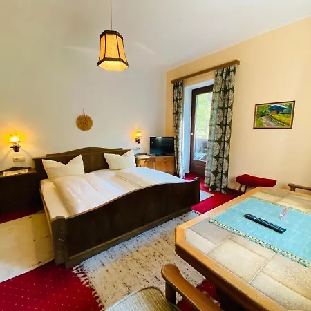 Waldrast Guest house Ehenbichl