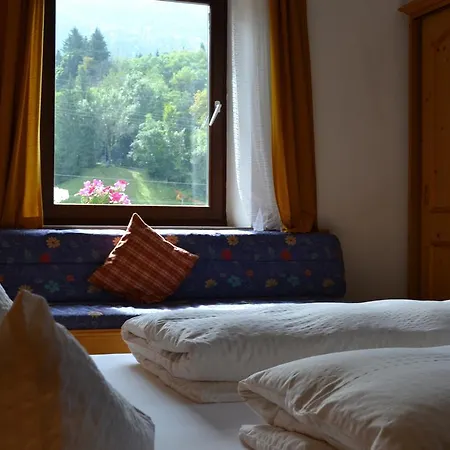 瓦尔德拉斯特旅馆