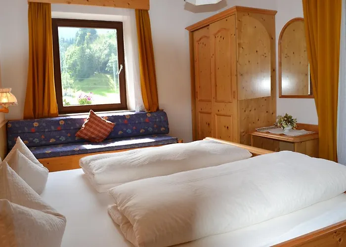 Waldrast Guest house